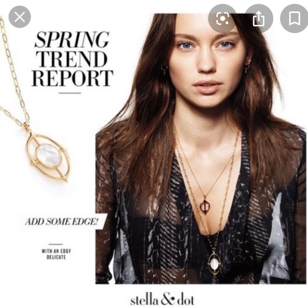 Stella and Dot Fortuna Necklace Gold